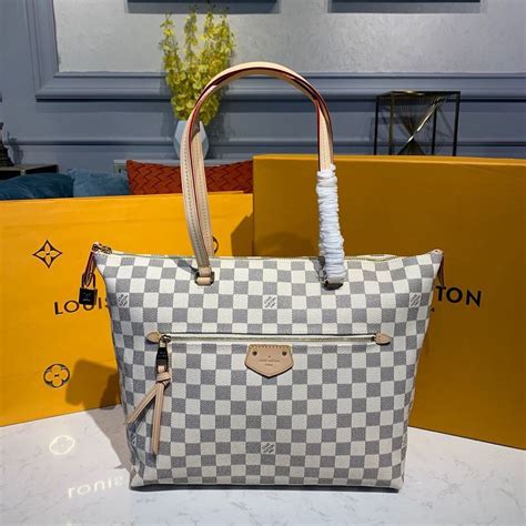 lena mm louis vuitton.